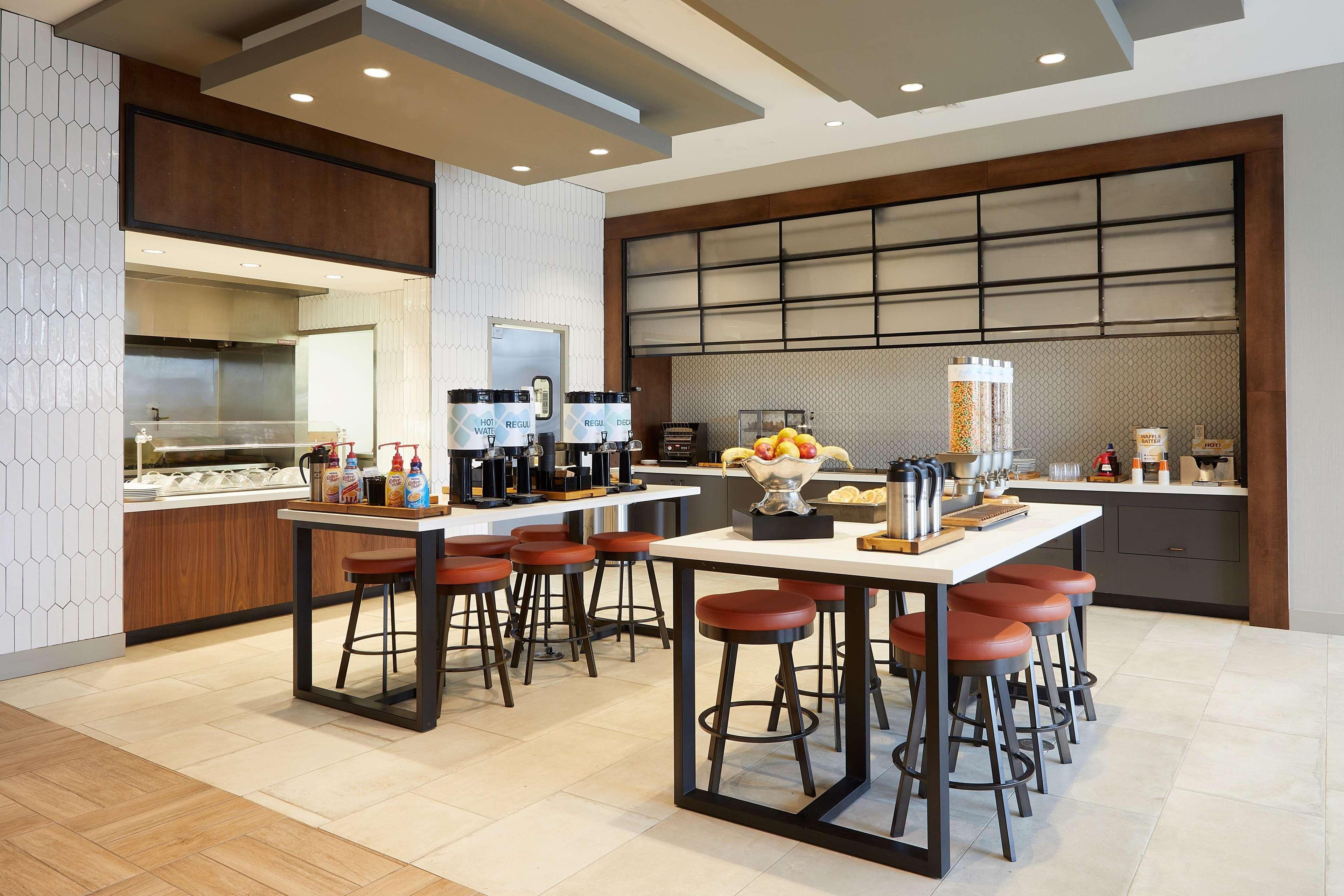 Hilton Garden Inn Elizabethtown Zewnętrze zdjęcie