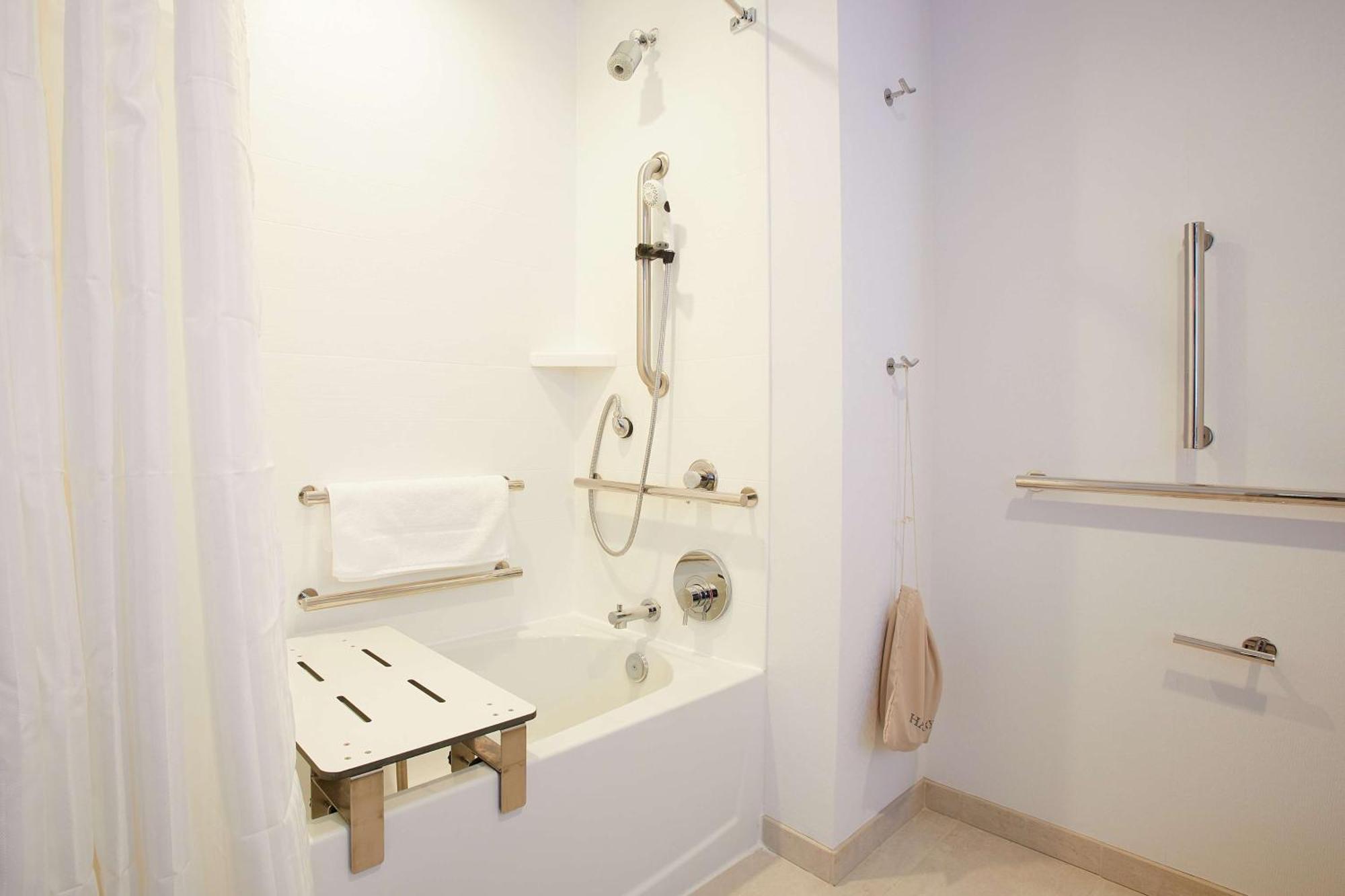 Hilton Garden Inn Elizabethtown Zewnętrze zdjęcie